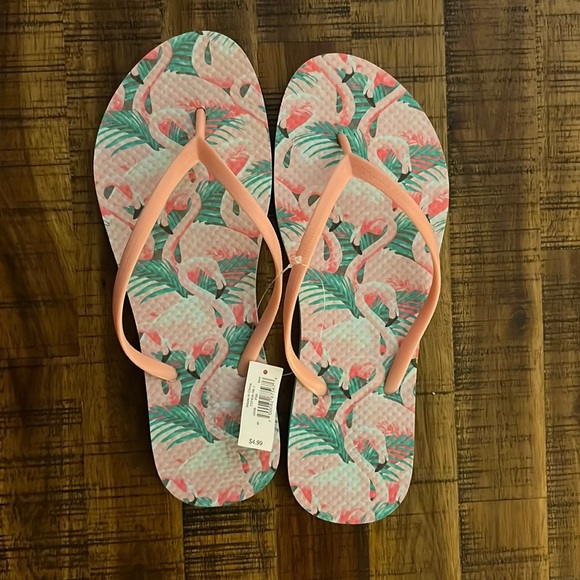 Old Navy Shoes - Old Navy Flamingo Flip Flops